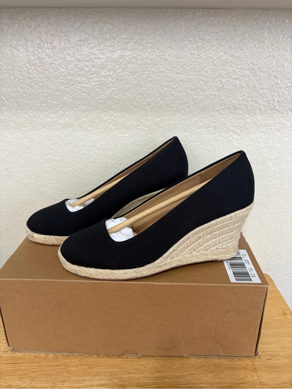 J. Crew Black Canvas Espadrille Wedge Pumps Size 7.5 Heels Round Toe Slip On